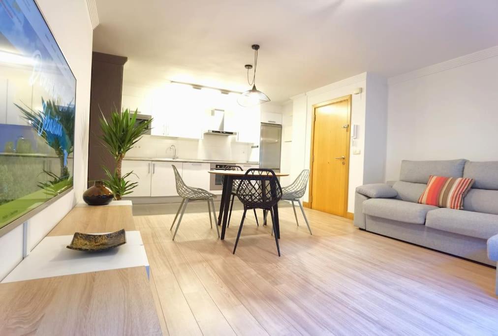 Completo Apartamento A Un Paso De La Concha San Sebastian Luaran gambar